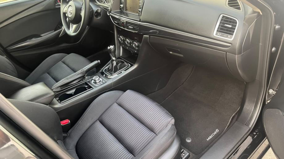 Mazda 6 2.2 diesel 150 ks odlično stanje reg 9/2027, fotografija 14