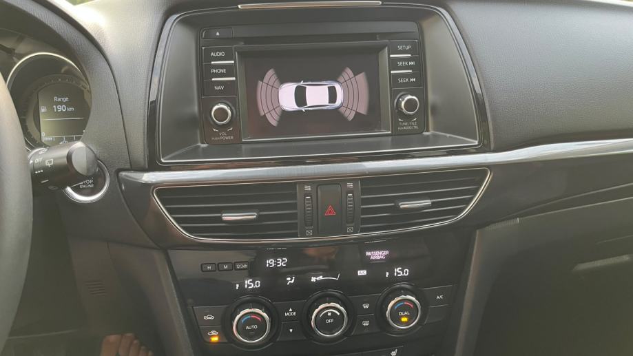 Mazda 6 2.2 diesel 150 ks odlično stanje reg 9/2027, fotografija 12