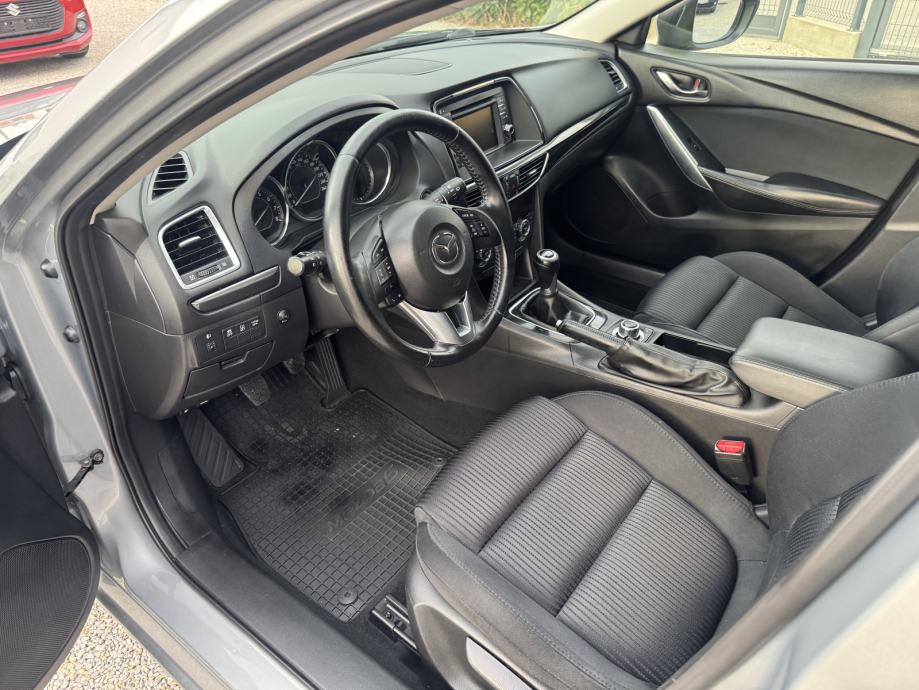 Mazda 6 Sport Combi 2,0 i benzinac = 126 000 km = KUPLJEN NOV HR, fotografija 12