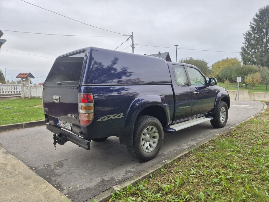 Mazda BT-50. Registrirana godinu dana, fotografija 4