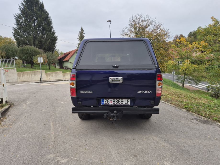 Mazda BT-50. Registrirana godinu dana, fotografija 10