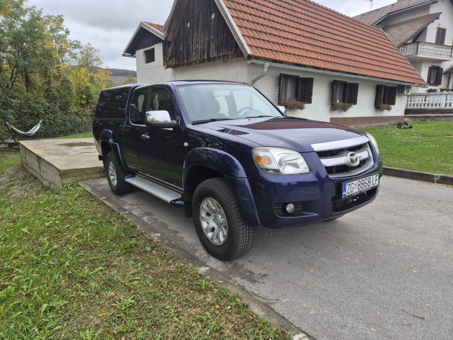 Mazda BT-50. Registrirana godinu dana, fotografija 6