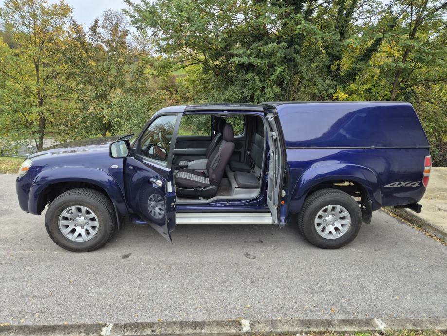 Mazda BT-50. Registrirana godinu dana, fotografija 12