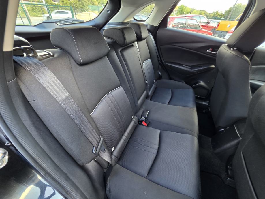 Mazda CX-3 1.8, fotografija 9