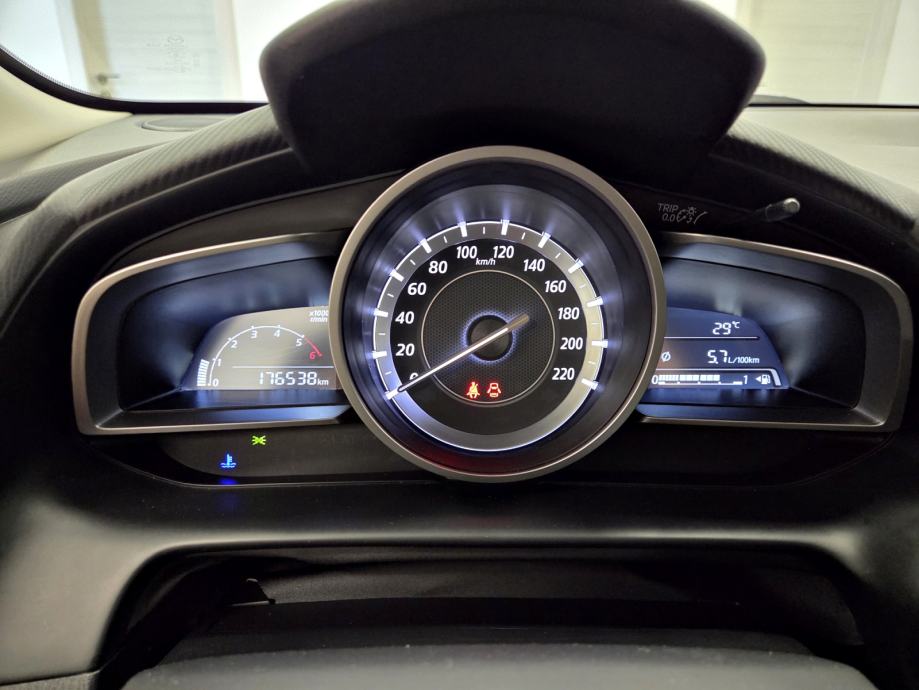 Mazda CX-3 CD105, NAVIGACIJA, PDC, SERVIS, REG 12/26, fotografija 16