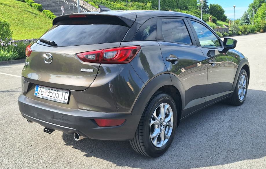 Mazda CX-3 CD105 * SERVISNA KNJIGA - NAVI - KLIMA *, fotografija 6