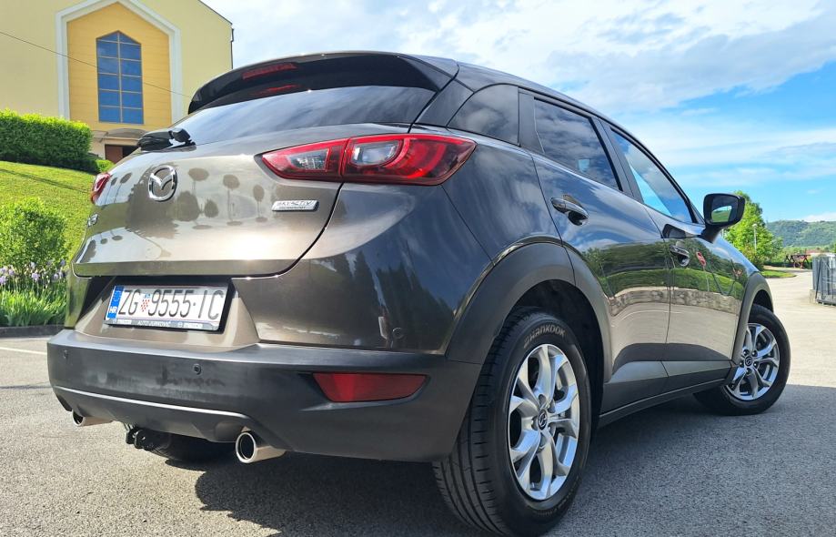 Mazda CX-3 CD105 * SERVISNA KNJIGA - NAVI - KLIMA *, fotografija 7