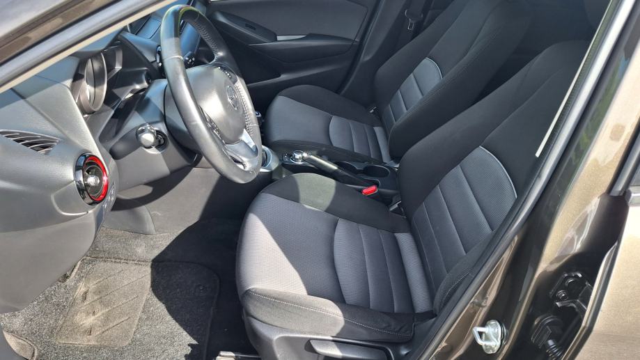 Mazda CX-3 CD105 * SERVISNA KNJIGA - NAVI - KLIMA *, fotografija 10