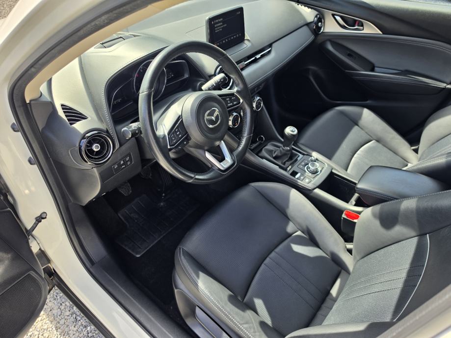 Mazda CX-3 G121 112TKM,SERV.NAVI.,LED,ALU.,PDC,KAM.,HEAD UP,SPORTLINE, fotografija 17