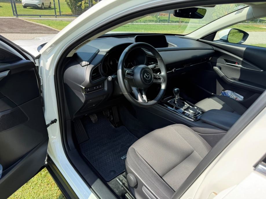 *Mazda CX-30, 78.000km* (prvi vlasnik, kupljen u HR), fotografija 11
