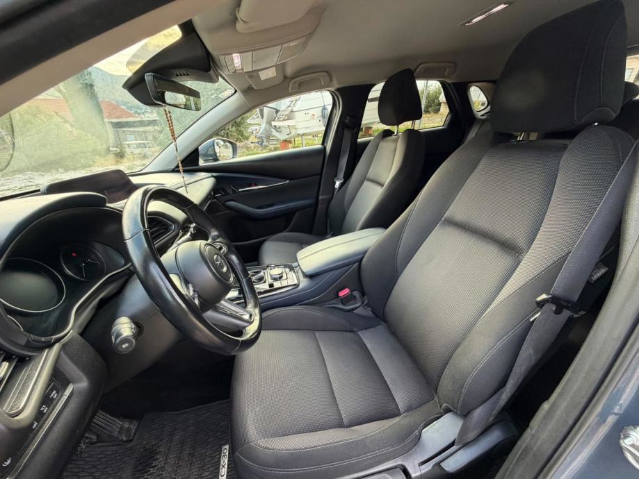 Mazda CX-30 G122, fotografija 17