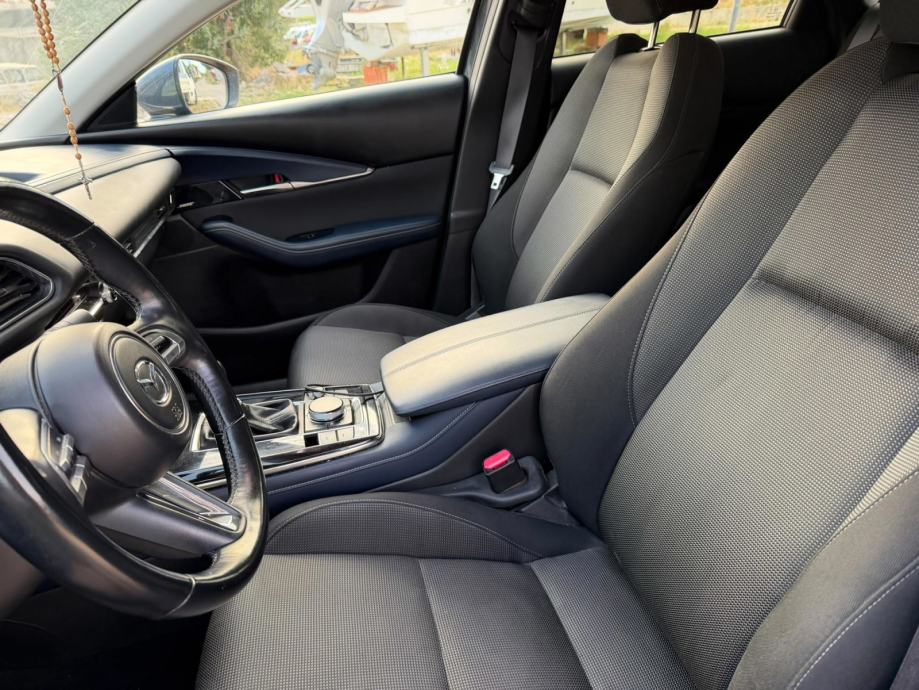 Mazda CX-30 G122, fotografija 16