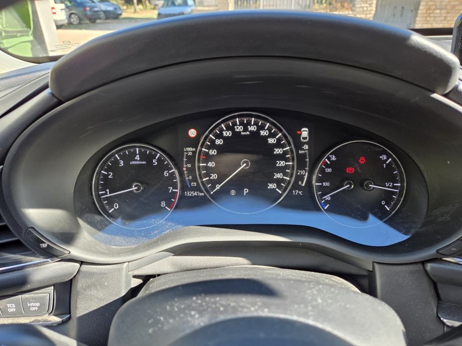 Mazda CX-30 G150 automatik, fotografija 16