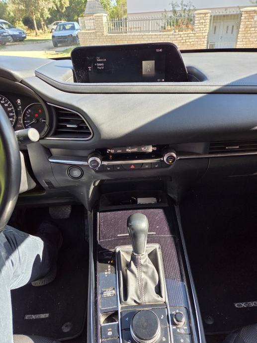 Mazda CX-30 G150 automatik, fotografija 14