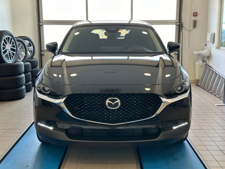 Erstaunlich Mazda Cx 30 Jahreswagen Automatik Fotos