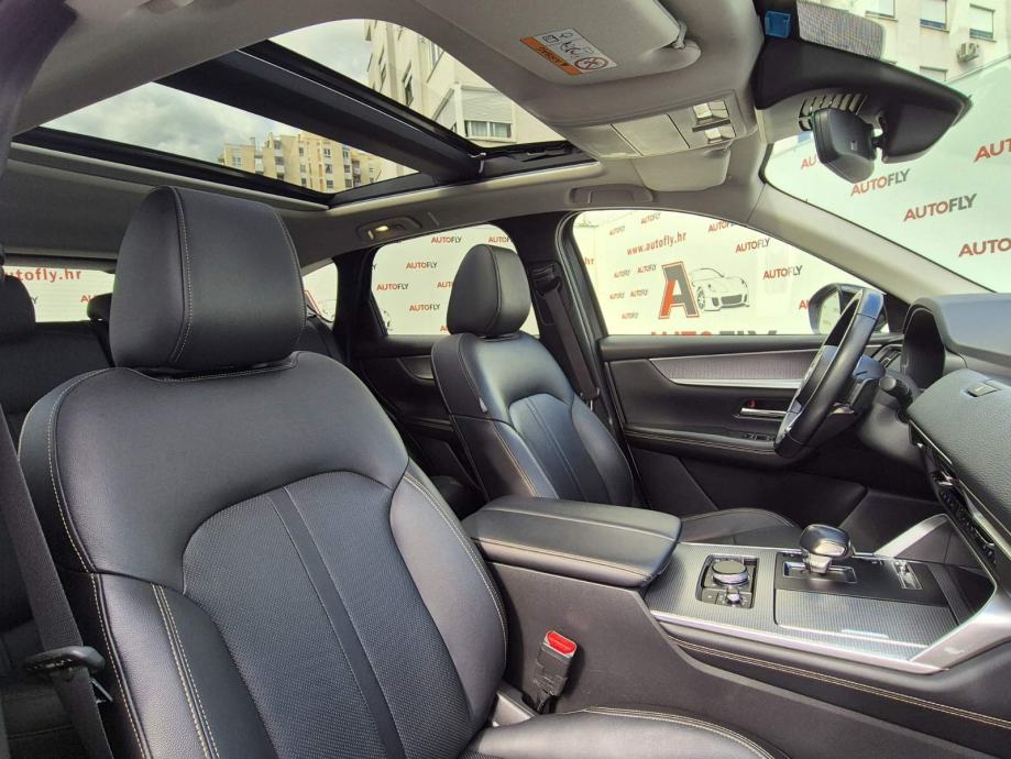 Mazda CX-60 2.5 e-Skyactiv 327ks Homura AWD, Pano, 360Kam, BOSE, 20", fotografija 19