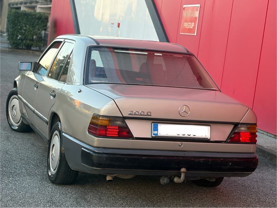 MERCEDES 124 200 D ŠIBER SERVO RADIO ZA VOZIT ODLIČAN!!!!, fotografija 2