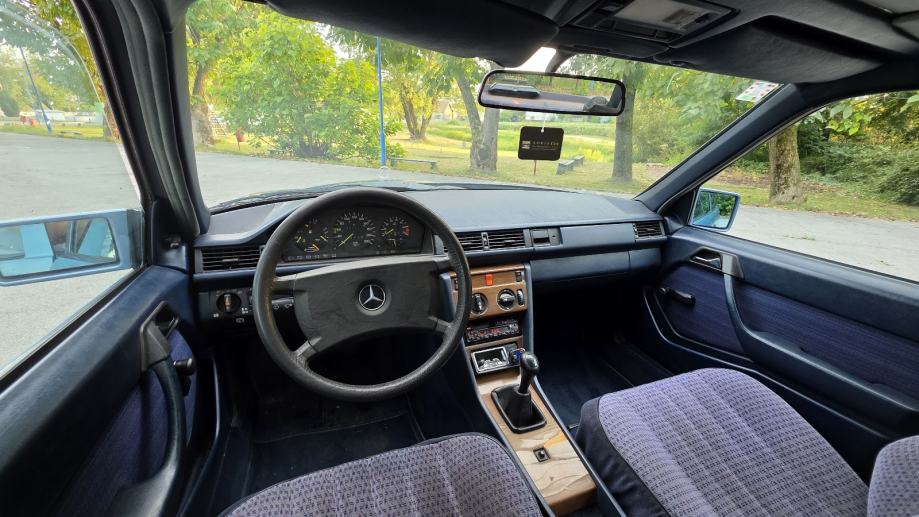 Mercedes 1989. W124 230E benzin, euro kuka**REG GODINU DANA 09/2027**, fotografija 5