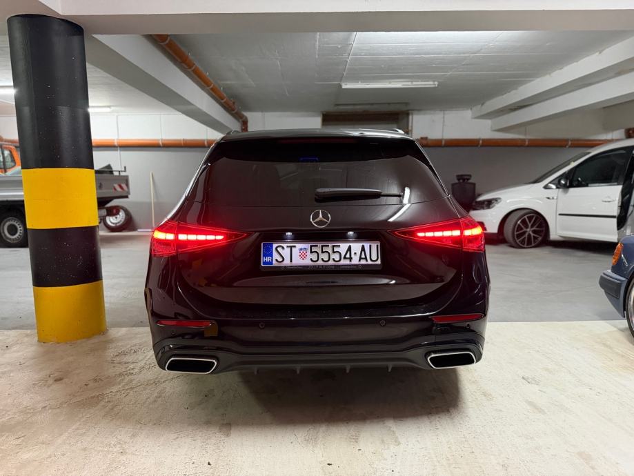 Mercedes 200d AMG Line, pogled izvana - slika 2