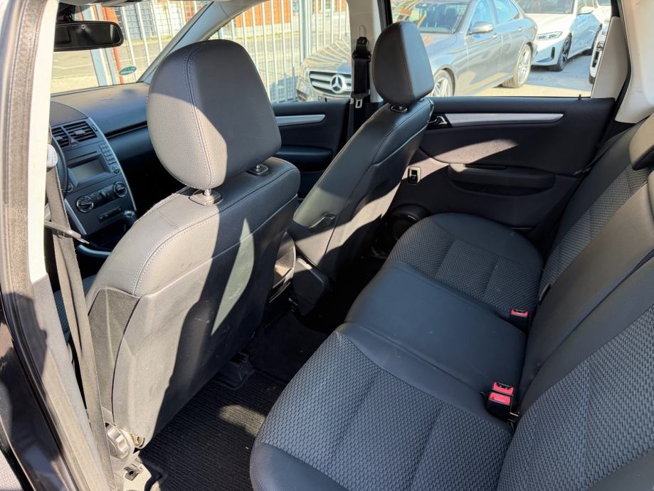 Mercedes A 180 CDI*AVANTGARDE*AUTOMATIK*REGISTRIRAN*, fotografija 12