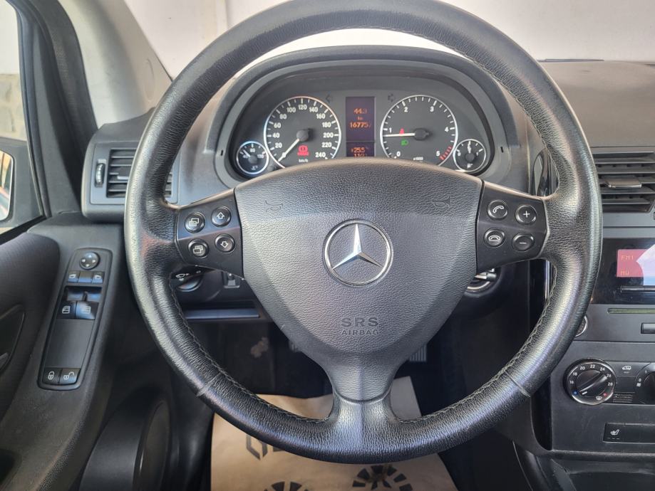 MERCEDES A KLASA 160 CDI KLIMA GRIJANJE SJEDALA EL.PAKET REG 11/2026, fotografija 10