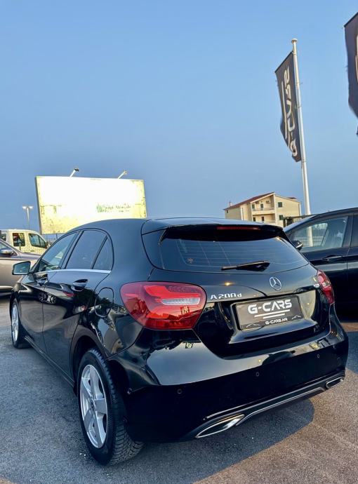 Mercedes A-klasa 200d 7G-AUTOMATIK—FULL LED—KAMERA—AMBIENT—NAVI—RADAR!, fotografija 10