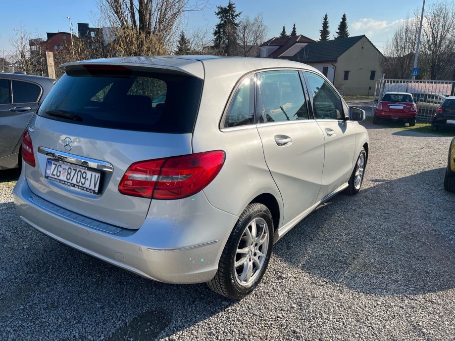 Mercedes B 180 CDI AUTOMATIK NAVI KLIMA ALU GRIJANJE SJEDALA REG 09 23 