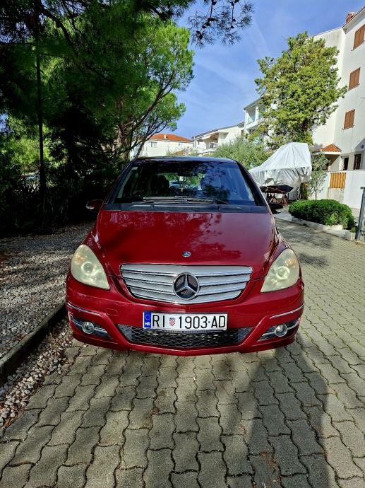 Mercedes B 200 CDI **Aut./F1**reg.04.mj."27.g**1777€**, fotografija 2