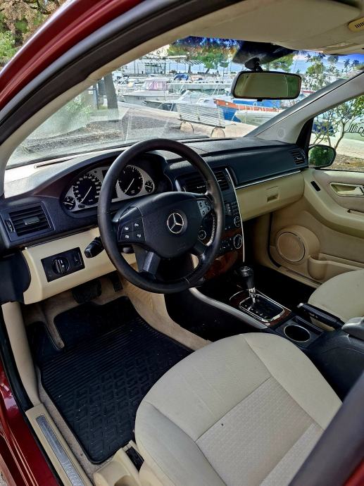 Mercedes B 200 CDI **Aut./F1**reg.04.mj."27.g**1777€**, fotografija 7