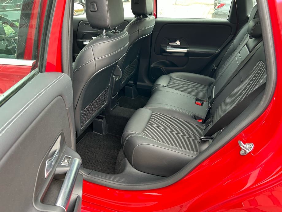 Mercedes B 200d 2019.,reg:31.3.2027., NAVI, KAMERA, SERVISNA, ALU, fotografija 13