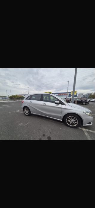 Mercedes B klada, fotografija 2