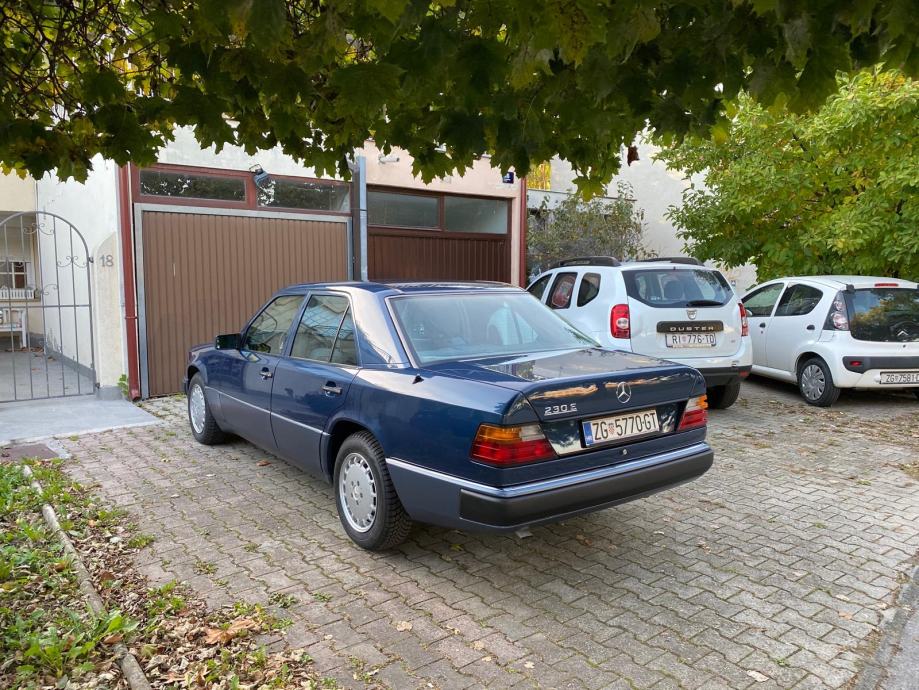 Mercedes-Benz 124 230 automatik, fotografija 3