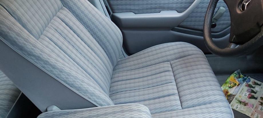 Mercedes-Benz 124 230 automatik, fotografija 12