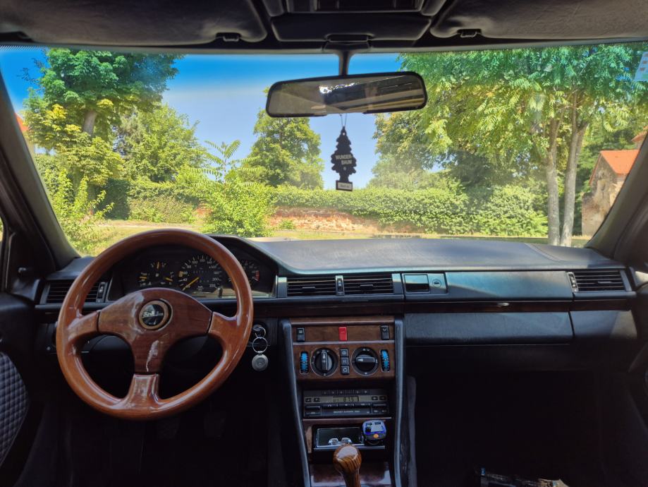 Mercedes-Benz 124 230 SPORTLINE, fotografija 8