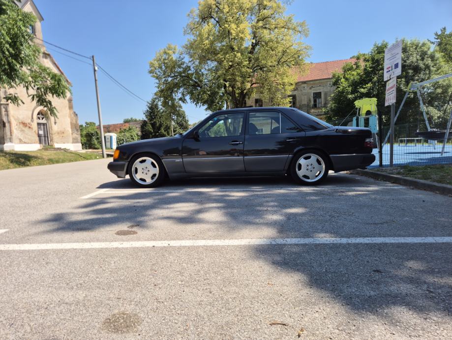Mercedes-Benz 124 230 SPORTLINE, pogled izvana - slika 3