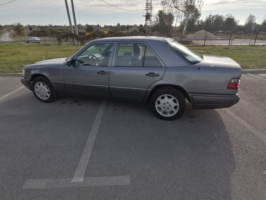 Mercedes-Benz 124 300d, fotografija 2