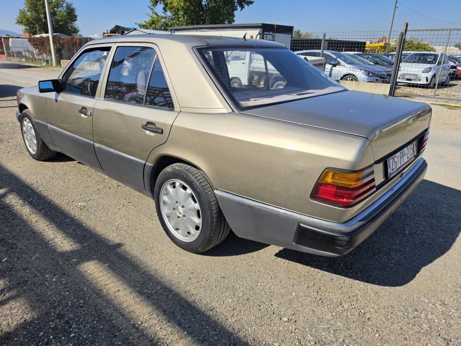 Mercedes-Benz 124 E 230 klima, fotografija 8