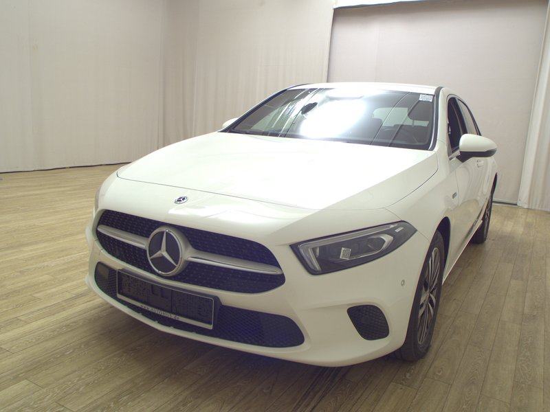 Mercedes-Benz A 250 e automatik Progressive • Full LED • digitalni ins, pogled izvana - slika 2