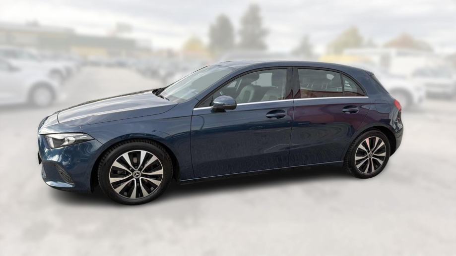 MERCEDES-BENZ A-CLASS 2022 • PREMIUM jamstvo • AutoZubak Rabljena, fotografija 4