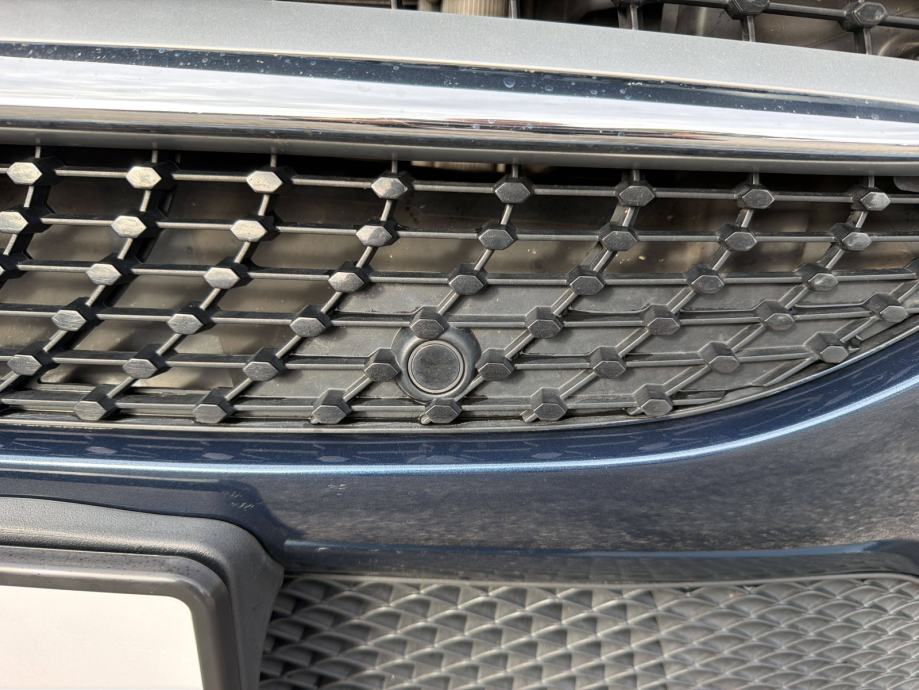 MERCEDES-BENZ A-CLASS 2022 • PREMIUM jamstvo • AutoZubak Rabljena, fotografija 16