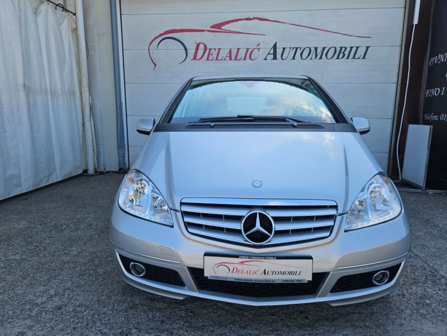 Mercedes-Benz A Class Limousine A 180 AVANTGARD,AUTOMATIK,ODLIČNO STAN, pogled izvana - slika 3