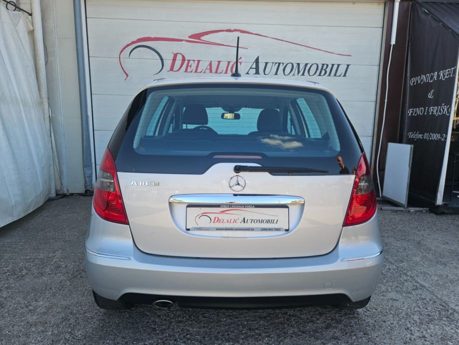 Mercedes-Benz A Class Limousine A 180 AVANTGARD,AUTOMATIK,ODLIČNO STAN, pogled izvana - slika 5
