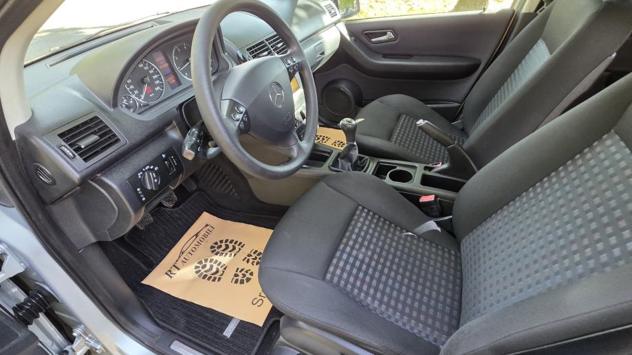 Mercedes-Benz A-klasa 160, BLUE EFFICIENCY, 1.vl, klima, TOP STANJE..., fotografija 12