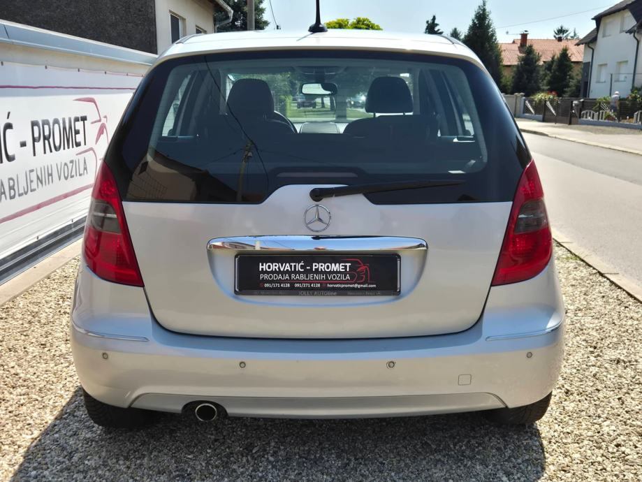 Mercedes-Benz A-klasa 160 CDI BlueEfficiency,servisiran,odličan, fotografija 7