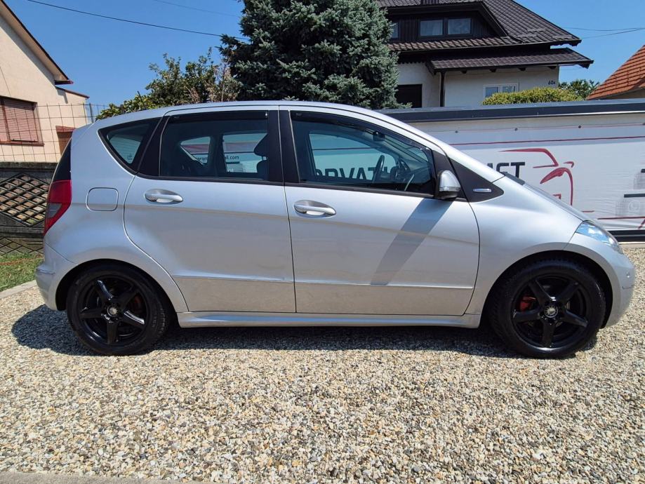 Mercedes-Benz A-klasa 160 CDI BlueEfficiency,servisiran,odličan, fotografija 5