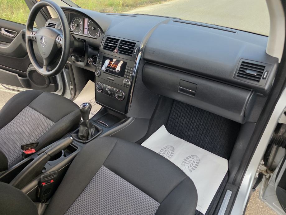 MERCEDES-BENZ A-KLASA 160 CDI...KLIMA,ALU FELGE,REG.GODINU DANA !, fotografija 14