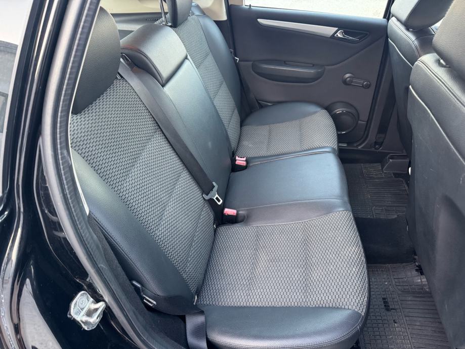 Mercedes-Benz A-klasa 160 CDI, KLIMA, fotografija 15