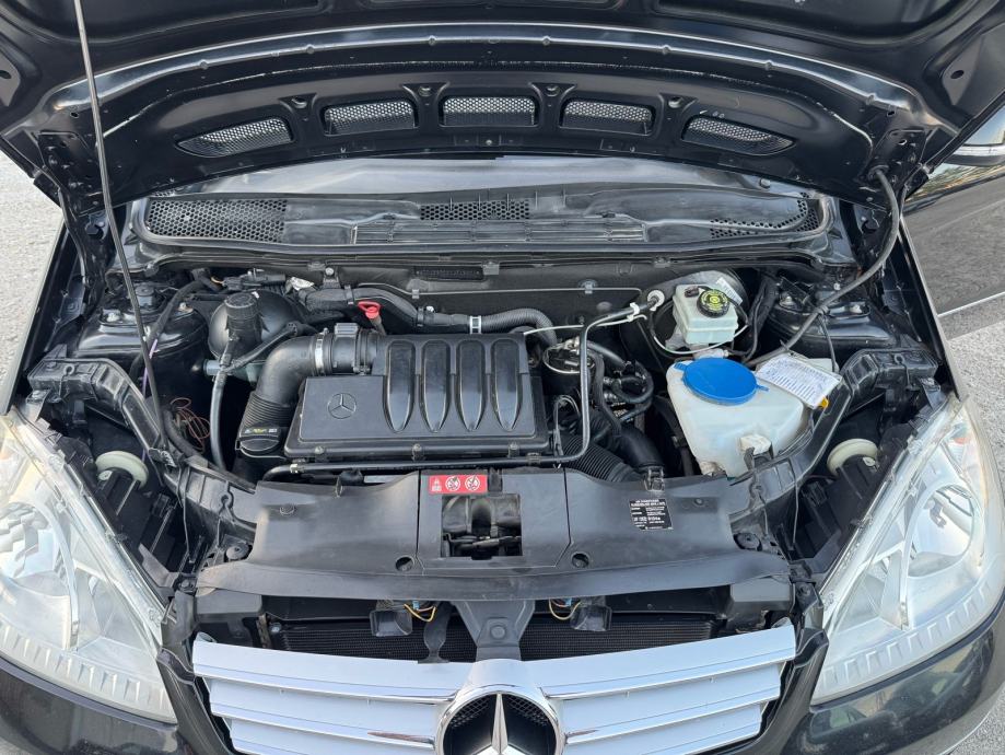 Mercedes-Benz A-klasa 160 CDI, KLIMA, fotografija 16