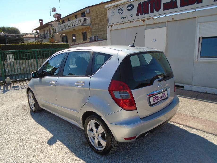Mercedes-Benz A-klasa 160 CDI PREMIUM AUTOMATIC, fotografija 3