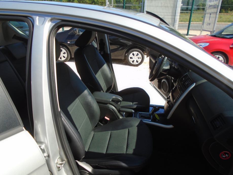 Mercedes-Benz A-klasa 160 CDI PREMIUM AUTOMATIC, fotografija 11